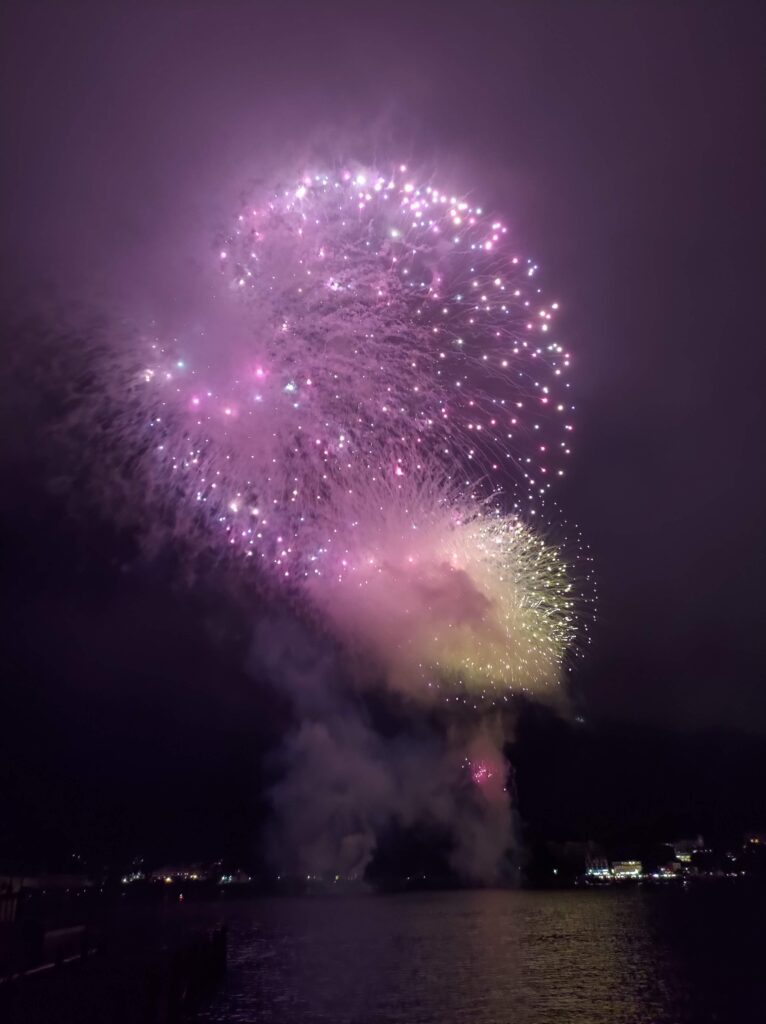 河口湖　花火