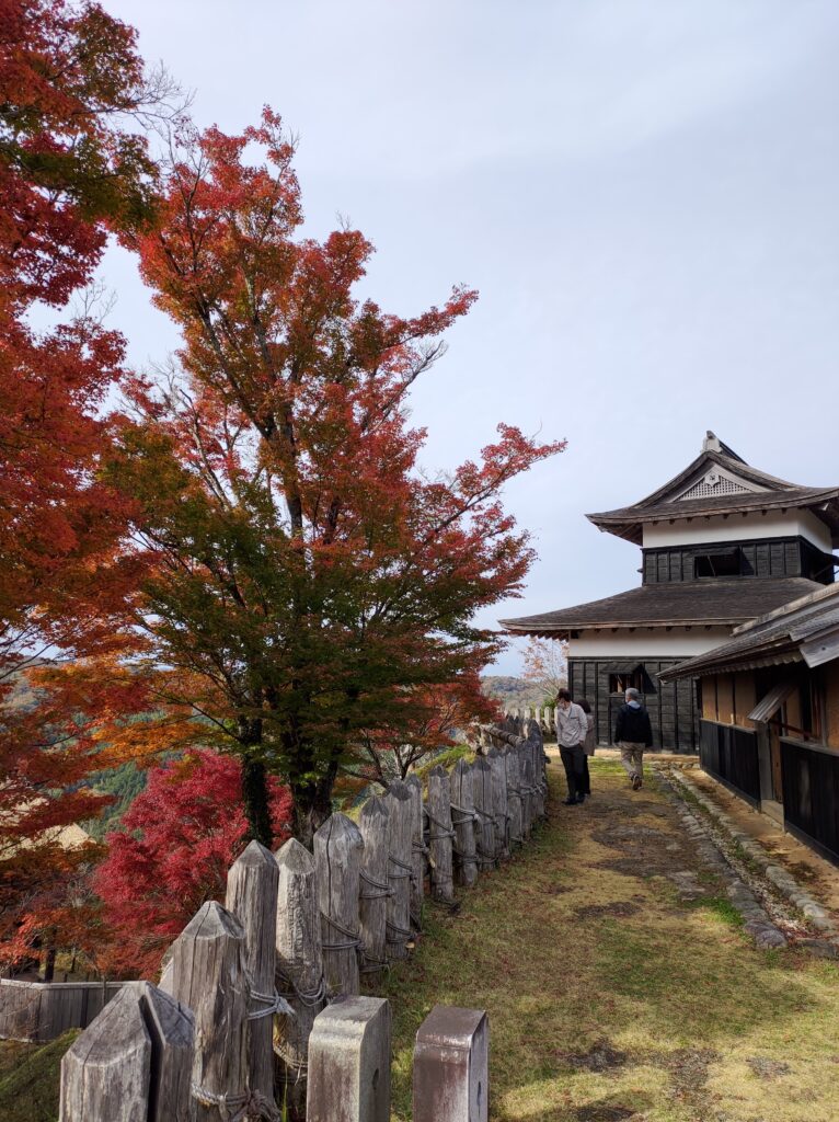 足助城